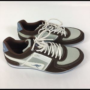 KangaRoos Athletic Sneaker Zipper Pocket Retro